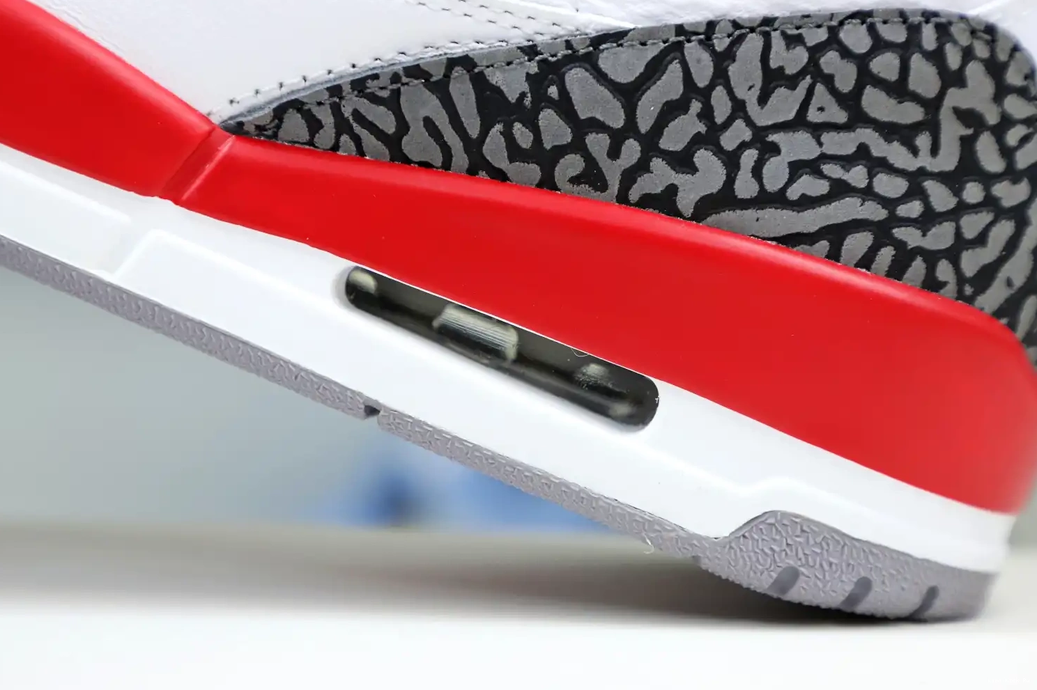 AIR JORDAN Kimikick 3RETRO 0414